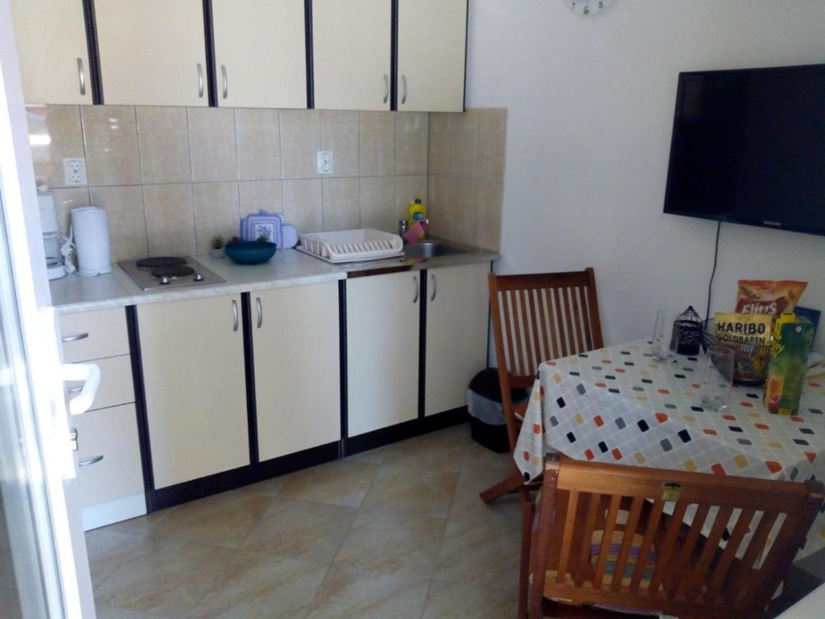 Apartman Leo เนชูยัม ภายนอก รูปภาพ
